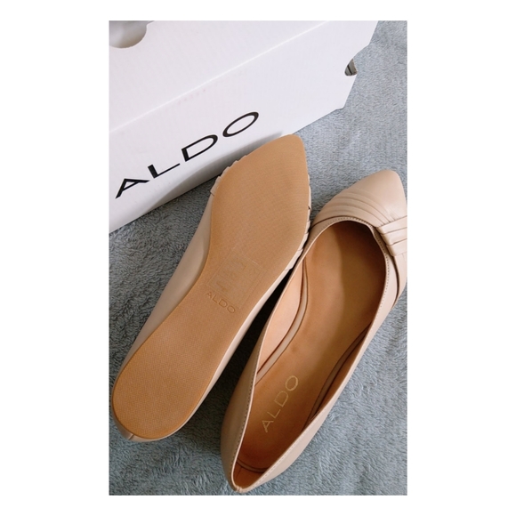 (NEW) ALDO Ivory Flats - Picture 3 of 3
